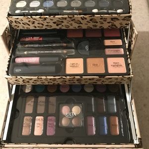 Makeup box!